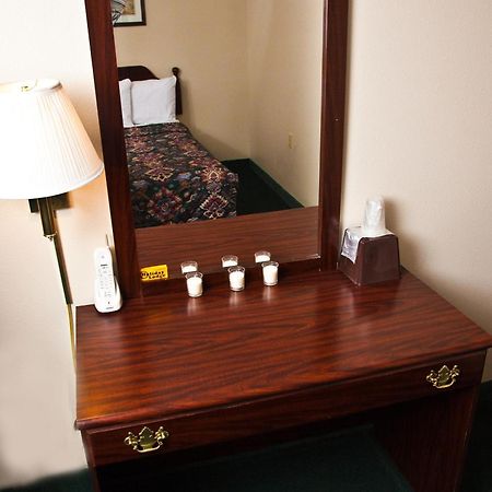 Holiday Lodge ピッツバーグ エクステリア 写真